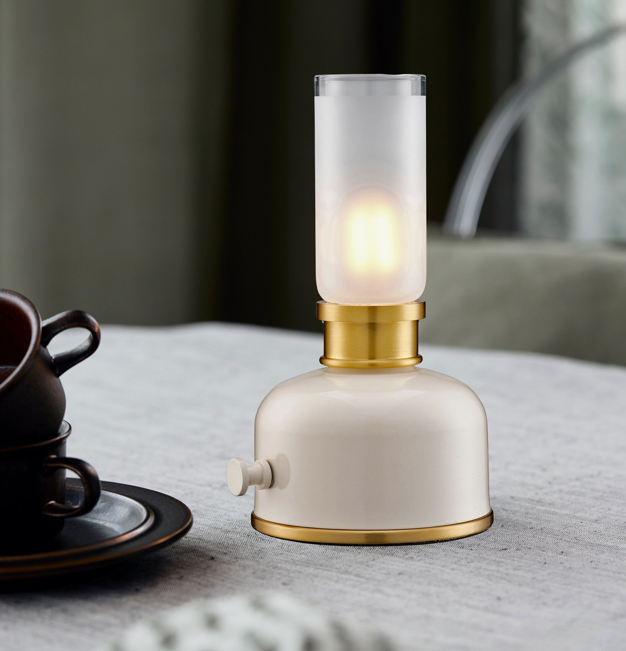 Bordslampa Beige/Mässing PR Home Lampor Taklampor Golvlampor Bordslampor LED-lampor Ledlampor Fönsterlampor Ljusslingor för dekoration