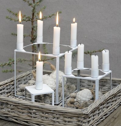 Glasbox Ljuslykta Vit XL från IB Laursen på vävd korg