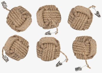 Bild på sex rustika duktyngder i jute med metallklämmor