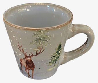 Bild av vinterinspirerad glöggmugg med hjort och granar