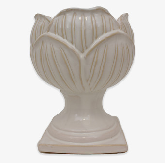 Bild av pokalformad krämfärgad keramikkruka med bladmönster