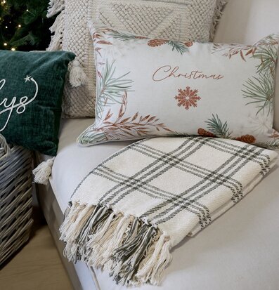 Aix Pläd Oliv/Creme Chic Antique Täcken, filtar, plädar och överkast Filtar Plädar Överkast