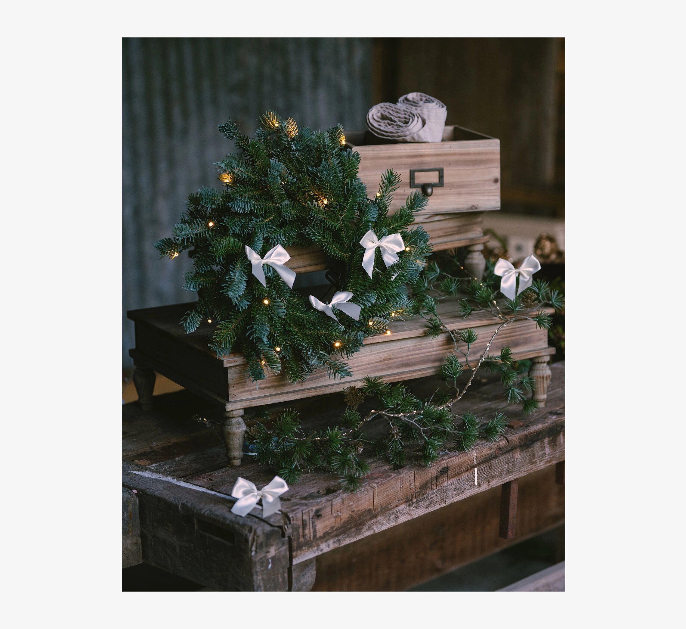 Piedestalbord Tina Ljusbrun A Lot Decoration Övrig prydnad/dekoration för inredning innemiljö