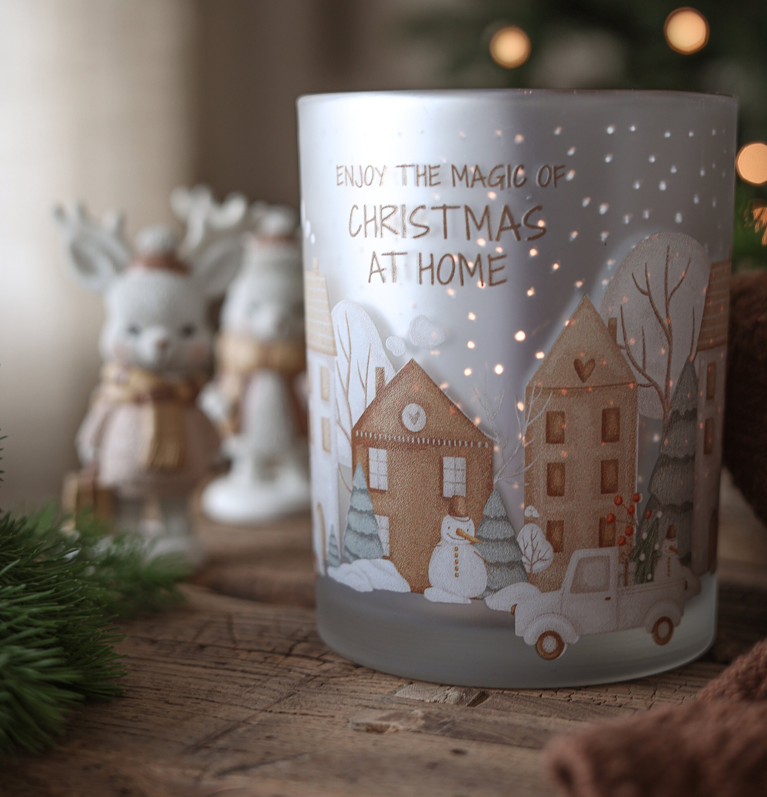 Enjoy The Magic Of Christmas At Home - Majas Cottage Lyktor Endless Light Ljuslyktor