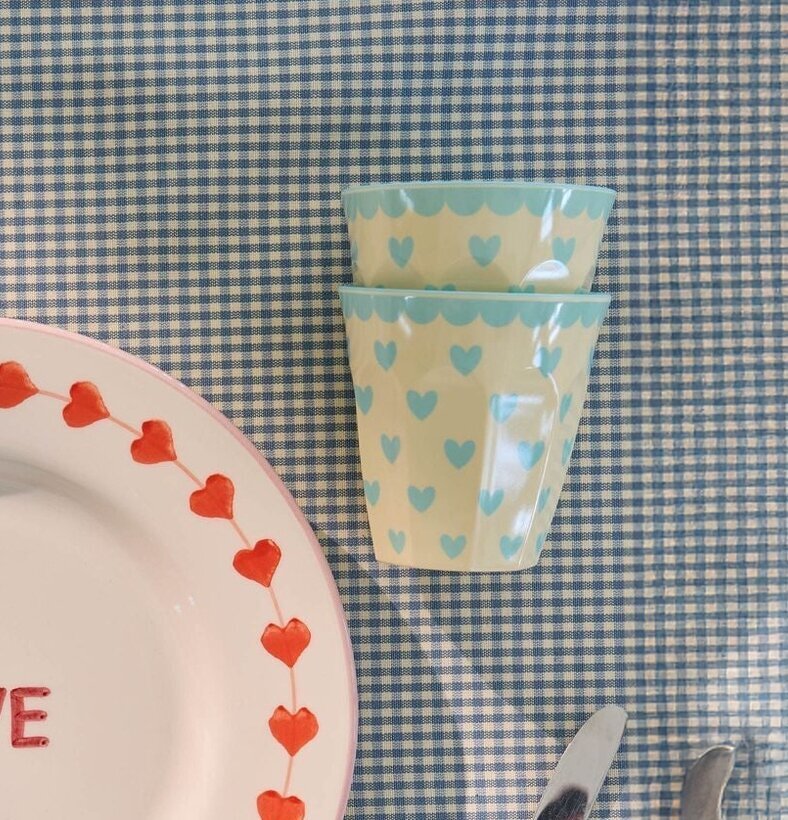 Melaminmugg Hearts Print Ljusblå Rice Melaminmuggar Lattemuggar i melamin Melaminkoppar