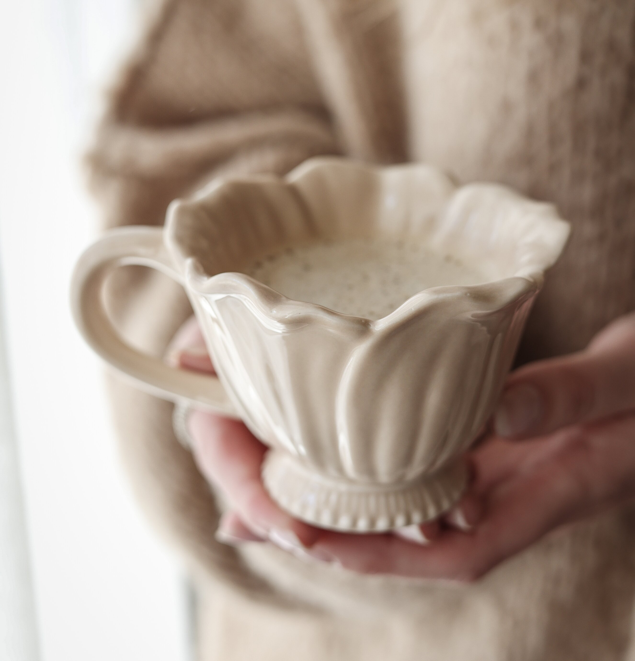 Majas Blomstra Mugg Cottage Muggar/koppar i porslin, keramik, papper eller biologiskt material organiskt ekologiskt Termomuggar utan