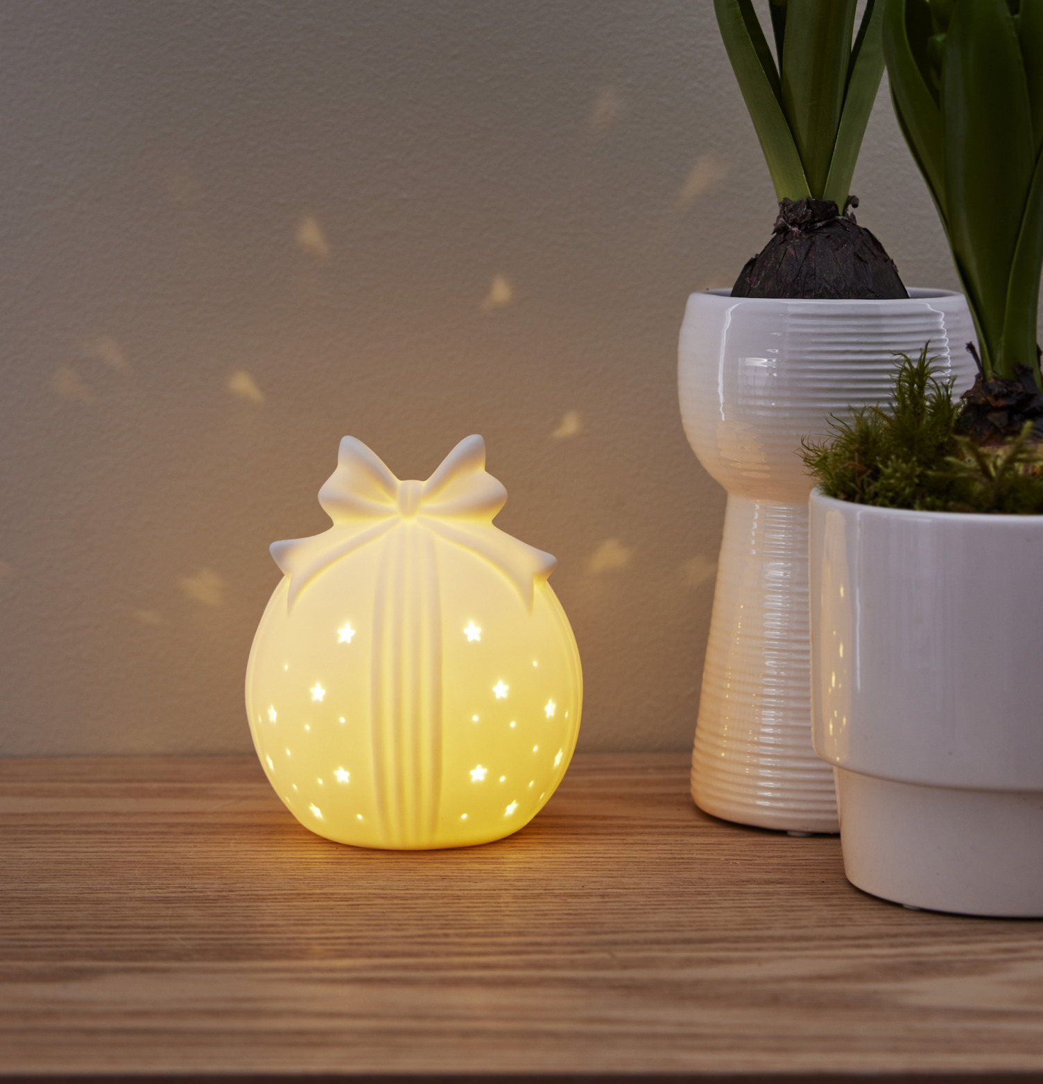 Bordsdekoration Rozy Led Liten Star Trading Lampor Taklampor Golvlampor Bordslampor LED-lampor Ledlampor Fönsterlampor Ljusslingor för dekoration