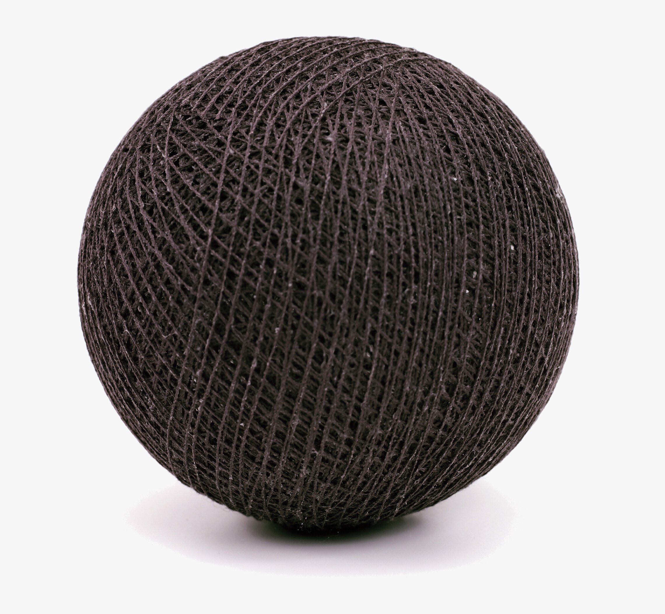 Boll Dark Grey - Happy Lights från Happy Lights i närbild