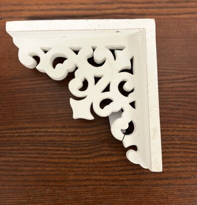 Konsol Trä Snidad (fynd-id 1) Different Design