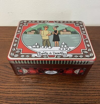 Plåtburk Kaffedosetter (fynd-id 1) 2) 3) Derriére la porte