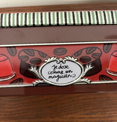 Plåtburk Kaffedosetter (fynd-id 2) Derriére la porte