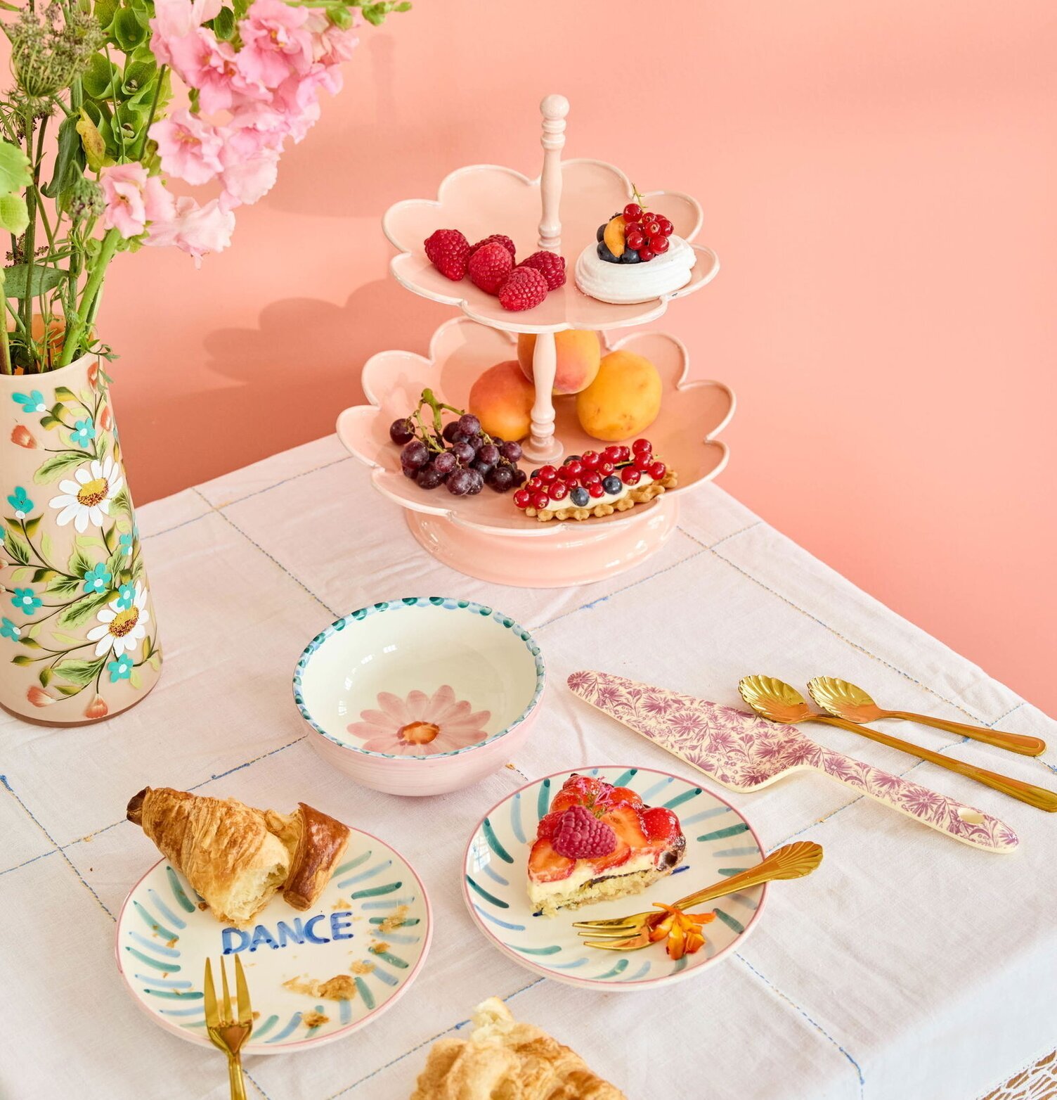 Våningsfat Soft Pink Rice Tårt-/kakfat Tårtfat Kakfat