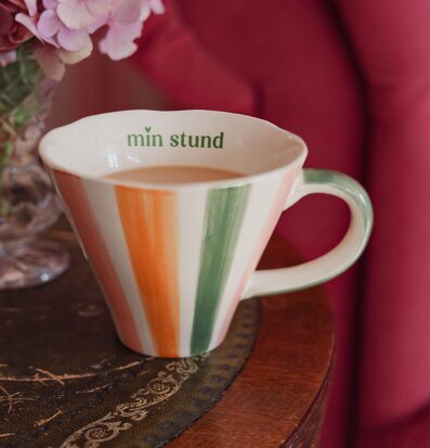 Mugg - Min Stund Majas Cottage Muggar/koppar i porslin, keramik, papper eller biologiskt material organiskt ekologiskt