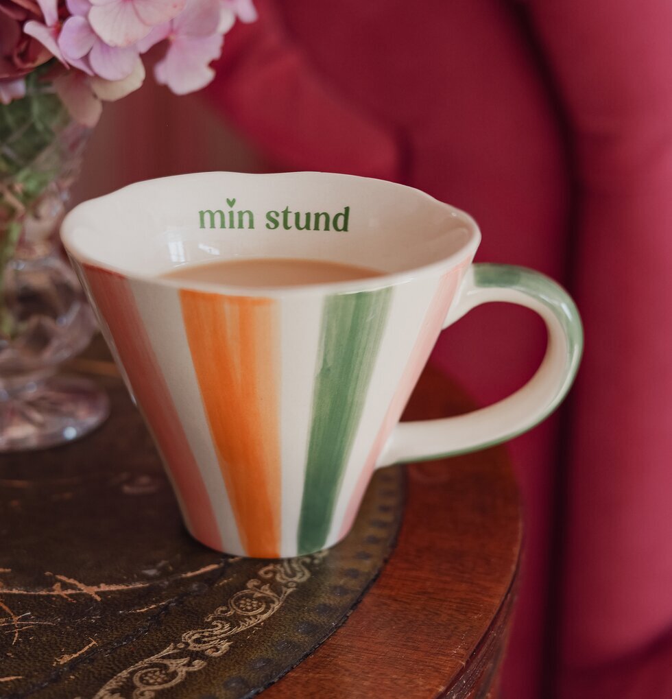 Mugg - Min Stund Majas Cottage Muggar/koppar i porslin, keramik, papper eller biologiskt material organiskt ekologiskt