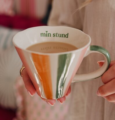 Mugg - Min Stund Majas Cottage Muggar/koppar i porslin, keramik, papper eller biologiskt material organiskt ekologiskt