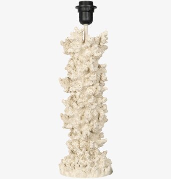 Foto: Cremefärgad korallinspirerad lampfot vit bakgrund