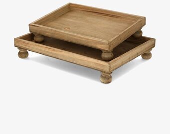 Foto: Två rektangulära piedestalbrickor i trä set/2