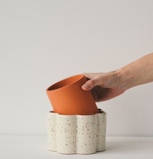 Självvattnande Kruka Offwhite Pepin Krukor Örtkrukor Glaskrukor Självbevattnare Självbevattning Bevattningsglas Droppvattnare Droppbevattnare Droppbevattning