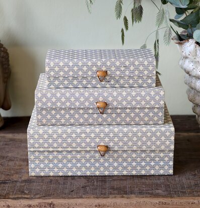 Foto på mönstrade förvaringsaskar i trappning, 3-pack