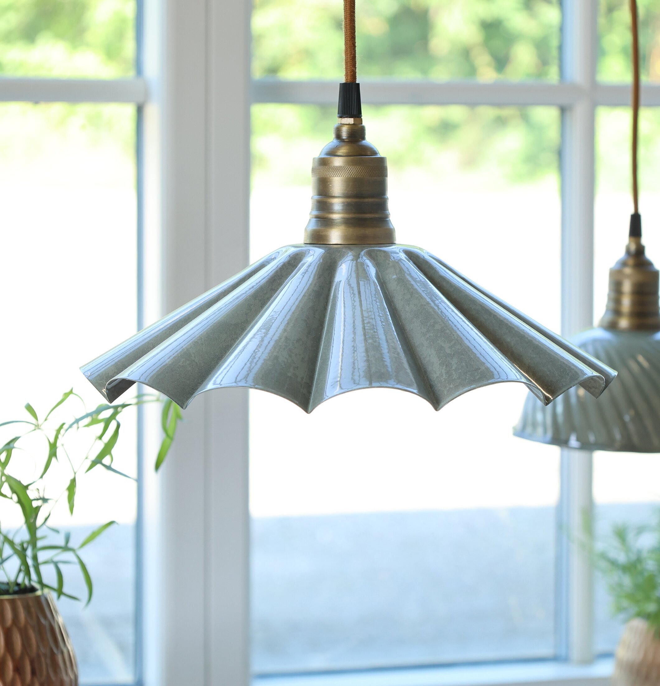 Taklampa Lunel Opal Chic Antique Lampor Taklampor Golvlampor Bordslampor LED-lampor Ledlampor Fönsterlampor Ljusslingor för dekoration