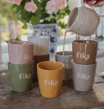 Majas Mugg Fika Cottage Muggar/koppar i porslin, keramik, papper eller biologiskt material organiskt ekologiskt Termomuggar utan