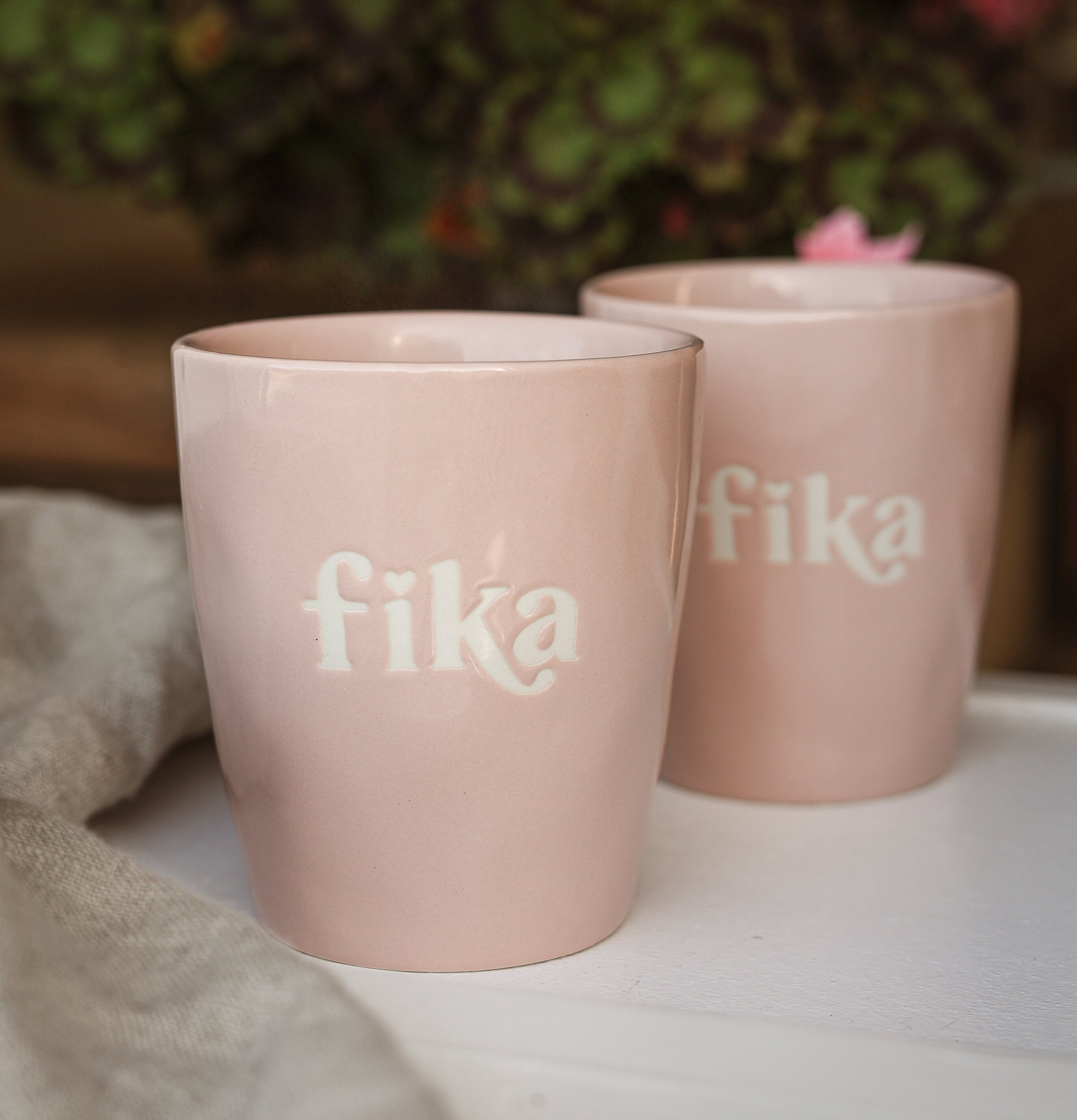 Majas Mugg Fika Cottage Muggar/koppar i porslin, keramik, papper eller biologiskt material organiskt ekologiskt Termomuggar utan