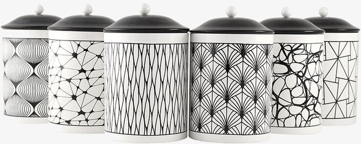 Plåtburk Doris från Strömshaga med svartvita mönster