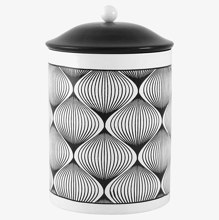 Plåtburk Doris från Strömshaga med svart-vitt mönster