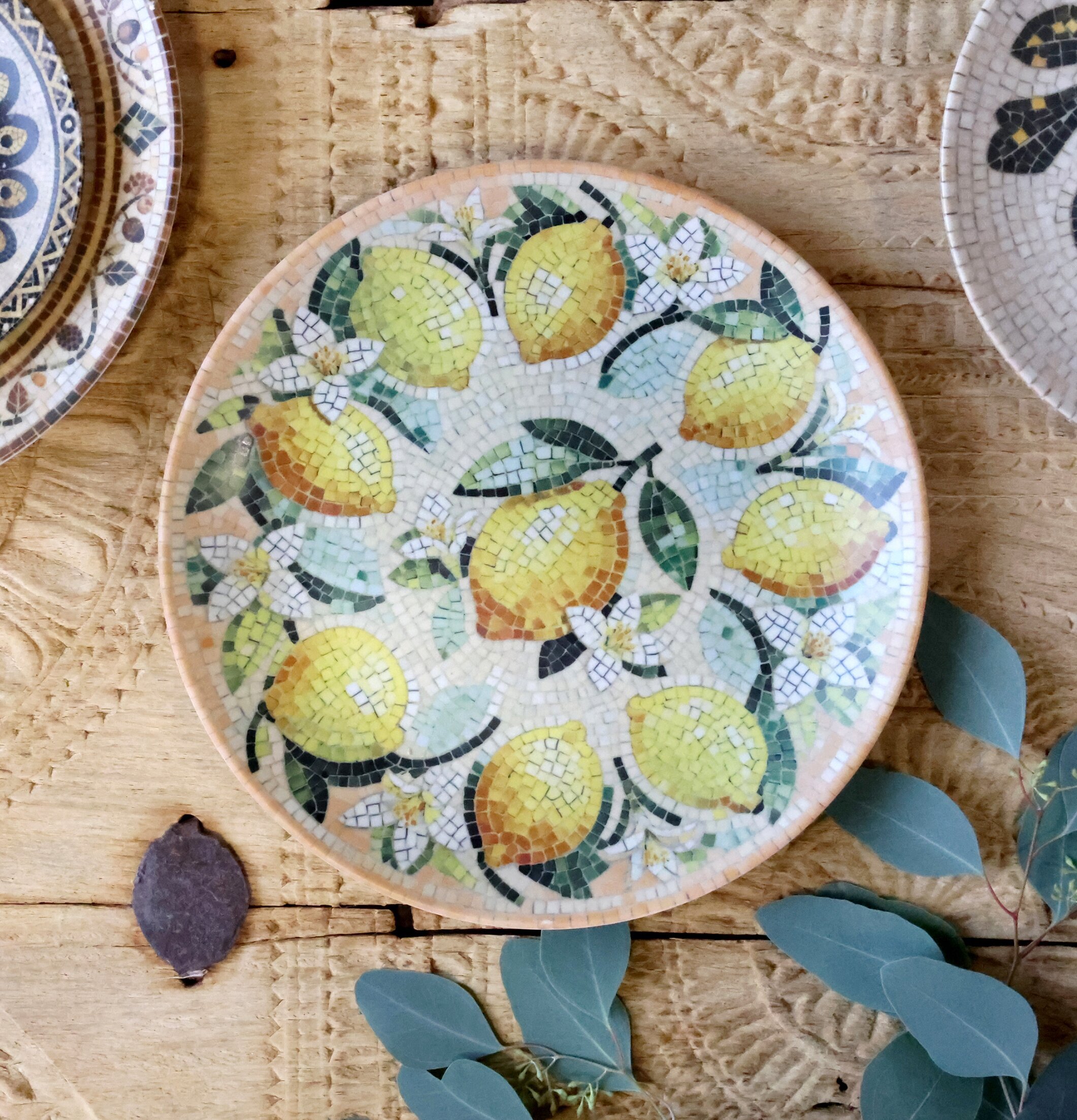 Tallrik Mosaik Citron Ø26,5cm Chic Antique Tallrikar Djupa tallrikar (ej skål) Desserttallrikar Assietter Barntallrikar Picknicktallrikar