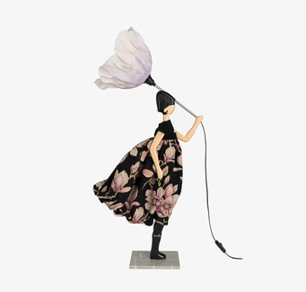 Bordslampa Delilah Skitso Lampor Taklampor Golvlampor Bordslampor LED-lampor Ledlampor Fönsterlampor Ljusslingor för dekoration