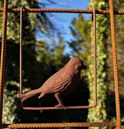 Figur Gungande Fågel (armeringsnät) Rost Lind Decoration Utomhusskyltar Skyltar för utomhusbruk