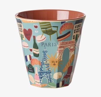 Foto: Melaminmugg med Paris-print i turkos och terrakotta
