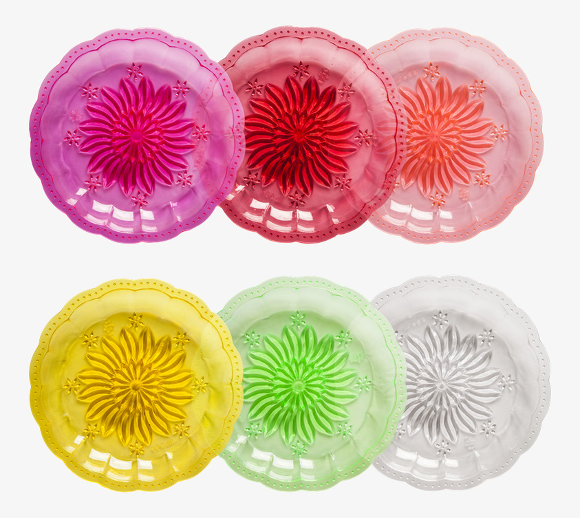 Picknicktallrik från Rice i sex färger med blommönster