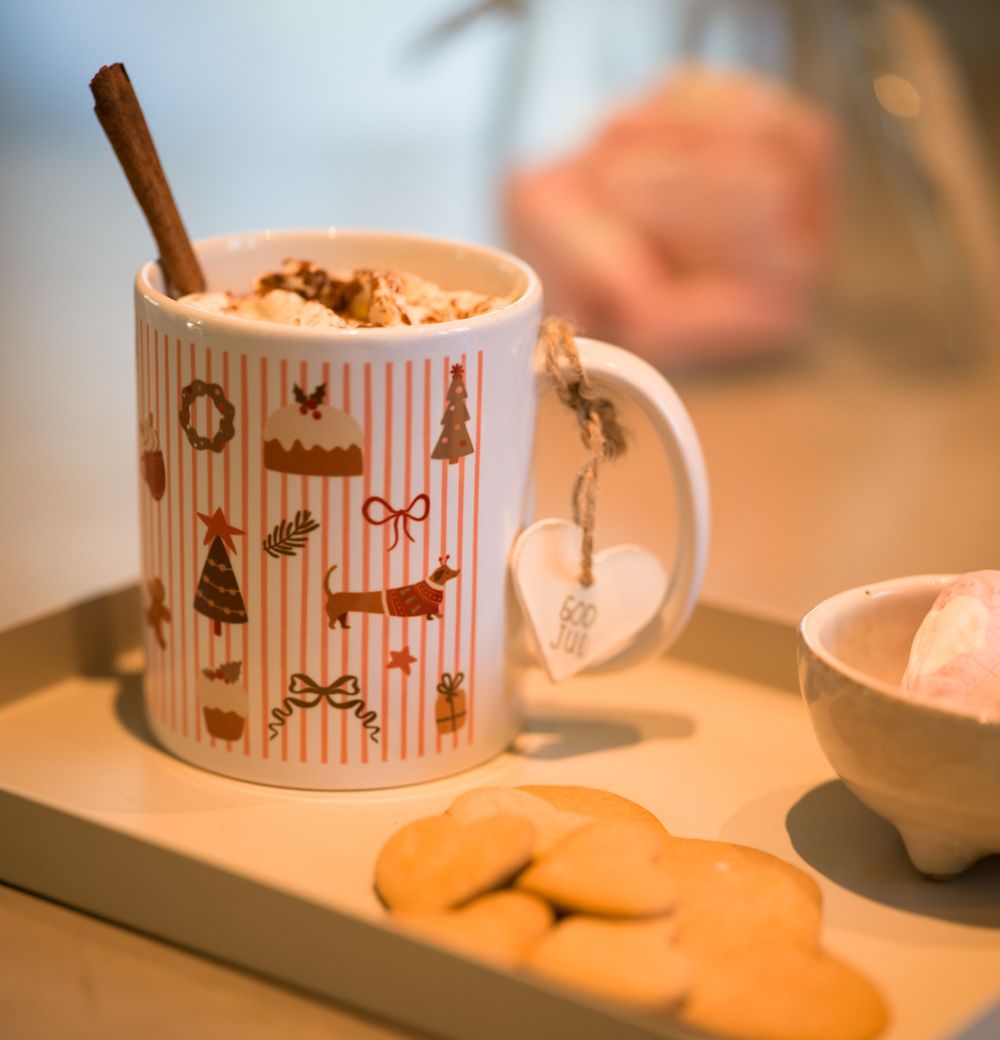 Mugg Randig Vit God Jul Different Design Muggar/koppar i porslin, keramik, papper eller biologiskt material organiskt