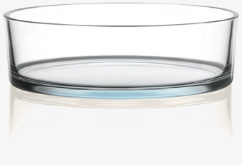 Foto: Rund transparent glasskål på vit bakgrund studio