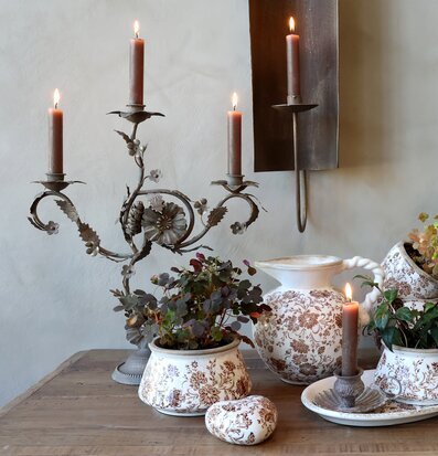 Fransk ljusstake med blomsterdekor Chic Antique Ljusstakar Adventsstakar Ljushållare Ljushyllor