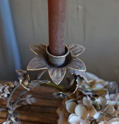 Fransk ljusstake med blomsterdekor Chic Antique Ljusstakar Adventsstakar Ljushållare Ljushyllor