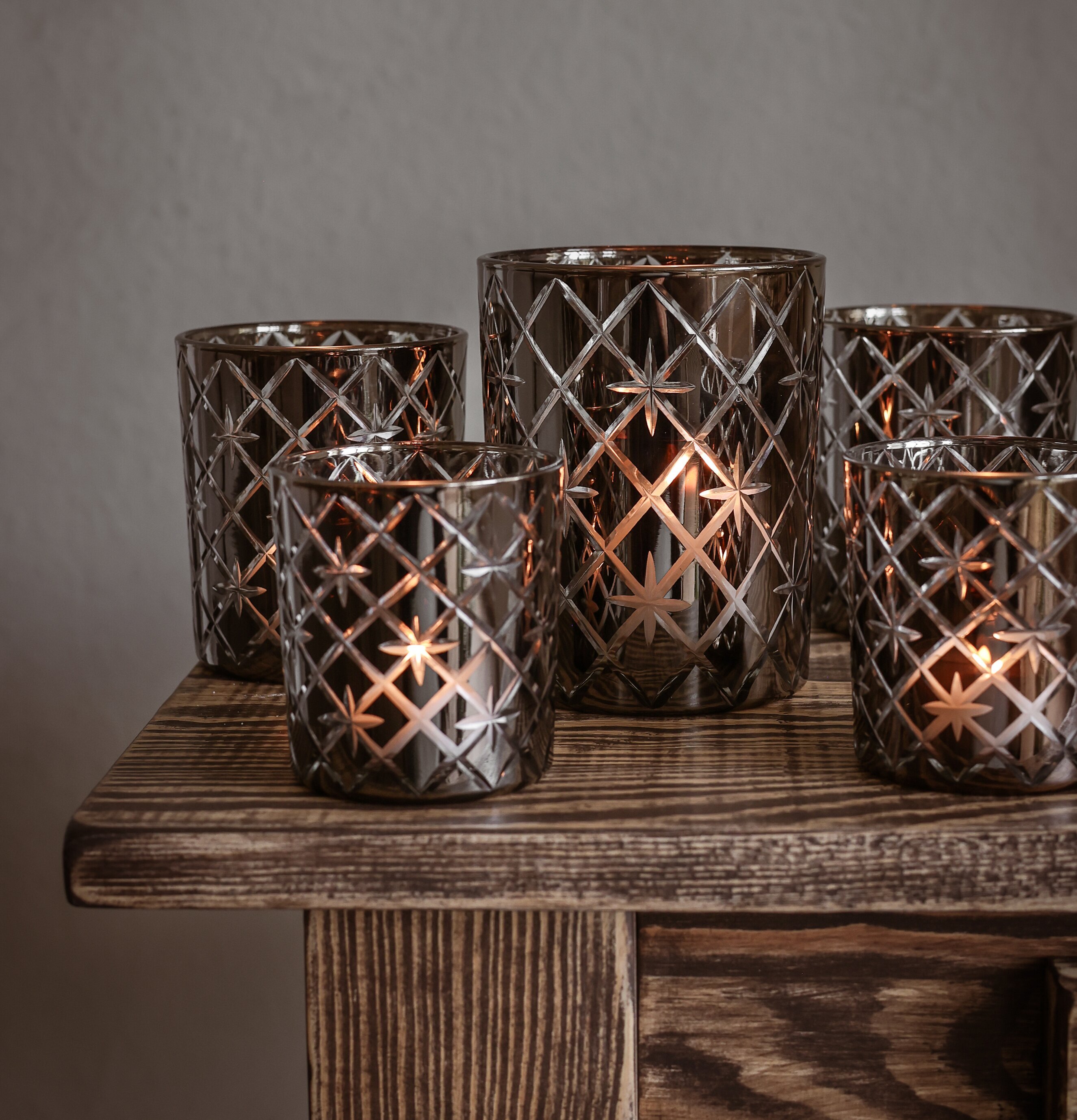 Majas Cottage Ljusykta Smokey Elegance Stor Mellan Liten Lyktor Endless Light Ljuslyktor
