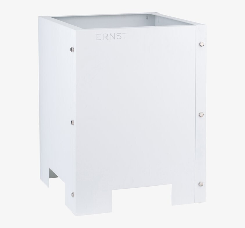 Plåtkruka ERNST Vit från Ernst i ljus och luftig miljö