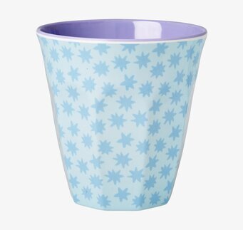Bild av färgglad mugg med stjärnmönster och lavendelton