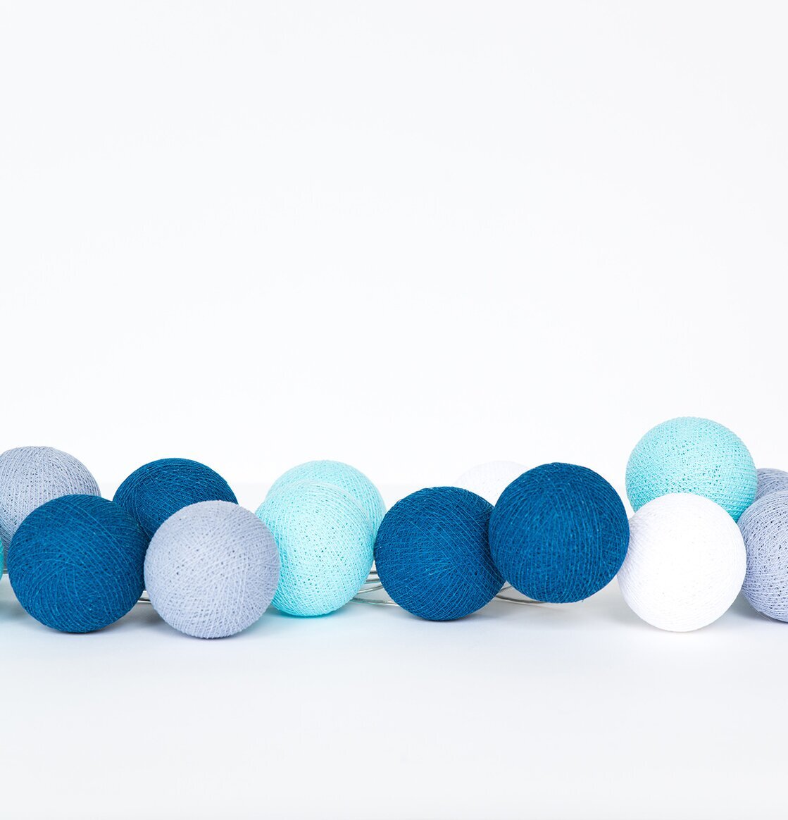 Ljusslinga Rollier 35 från Happy Lights i blåa nyanser