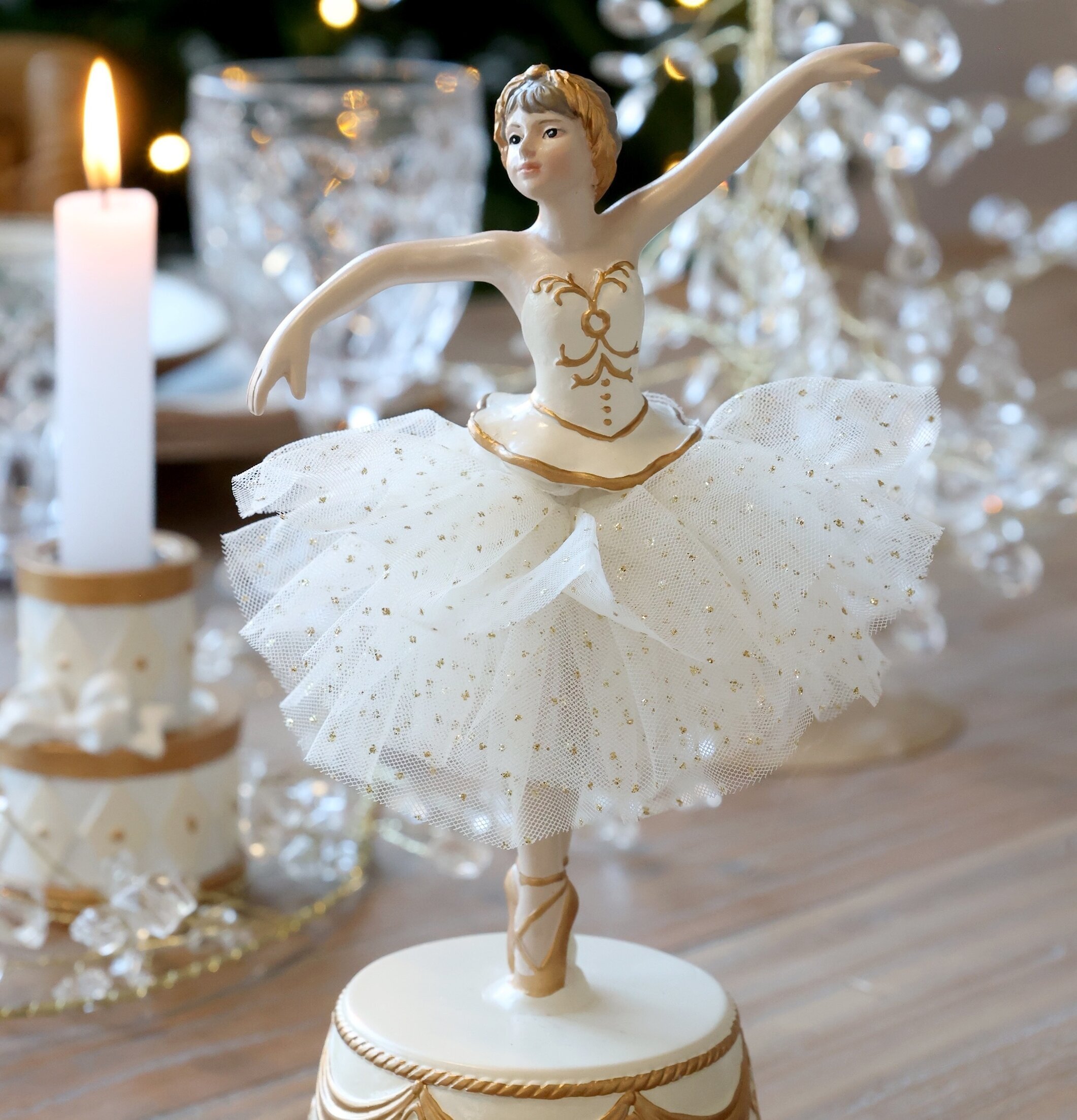 Speldosa Ballerina med Tyllkjol Antik Creme Chic Antique Övrig prydnad/dekoration för inredning innemiljö
