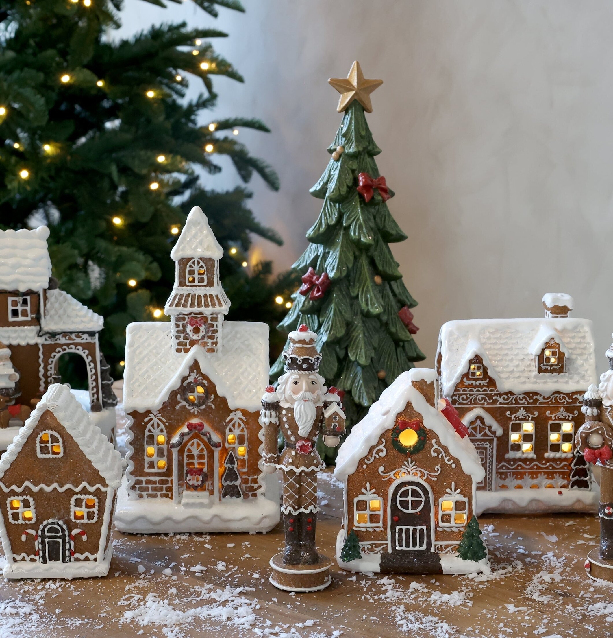 Noël Pepparkakshus LED Mocca 13 cm Chic Antique Övrig prydnad/dekoration för inredning innemiljö