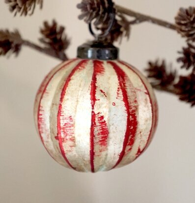 Julkulor i Ask 3-pack Cherry Champagne Ø10 cm Chic Antique Julgranshänge/julgransdekoration