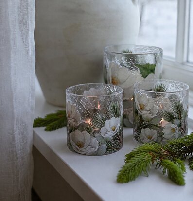 Majas Cottage Ljuslykta Winter Blossom 10x12 cm Lyktor Endless Light Ljuslyktor