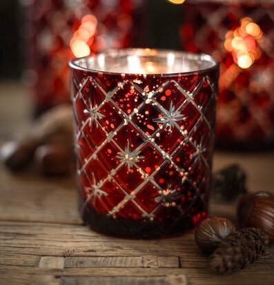 Majas Cottage Ljuslykta Ruby Elegance 7x8 cm Lyktor Endless Light Ljuslyktor