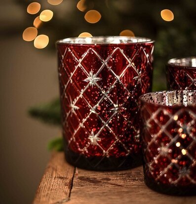Majas Cottage Ljuslykta Ruby Elegance 10x12 cm Lyktor Endless Light Ljuslyktor