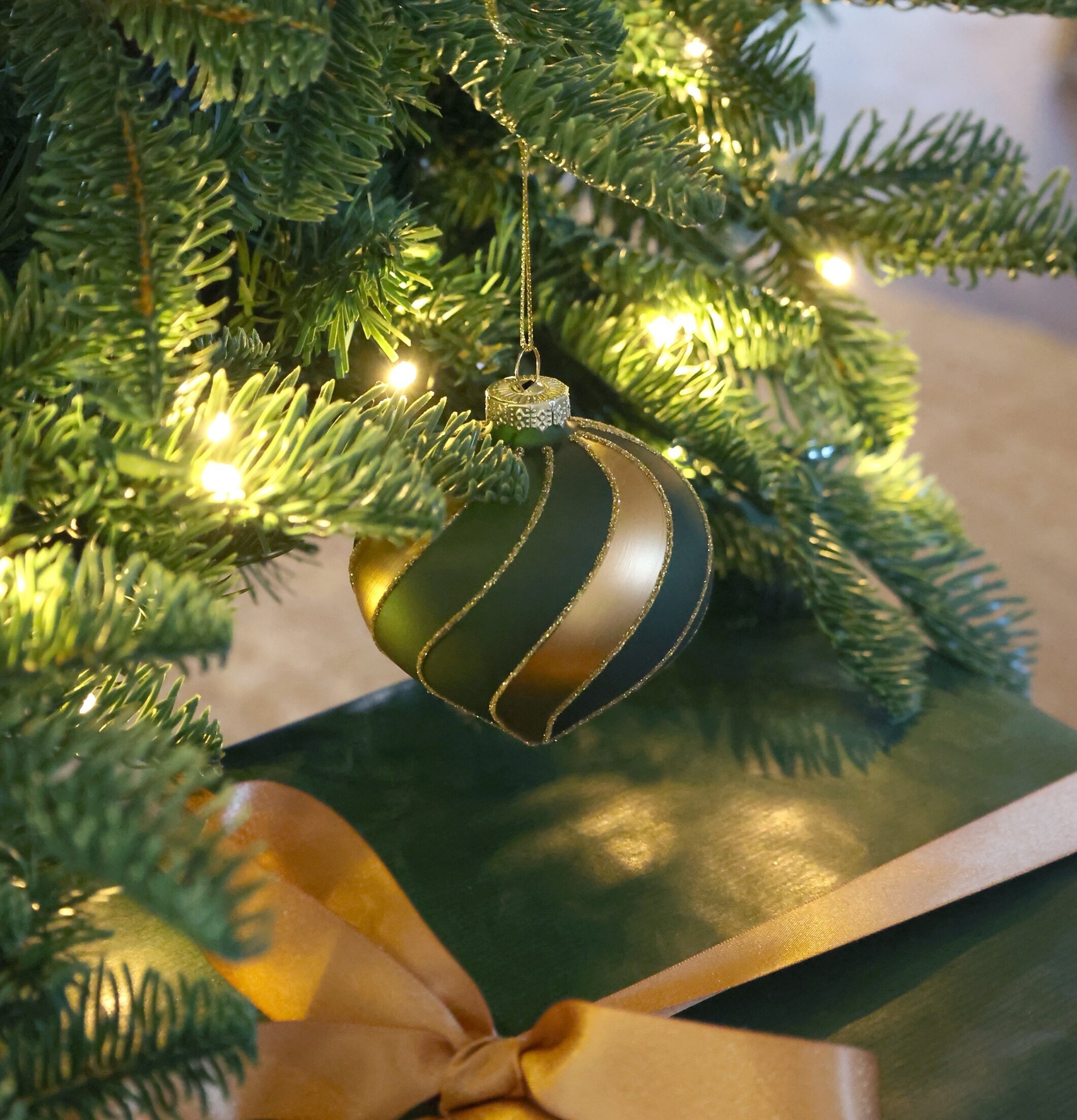 Julkulor i Ask 3-pack Olivgrön Guld Chic Antique Julgranshänge/julgransdekoration