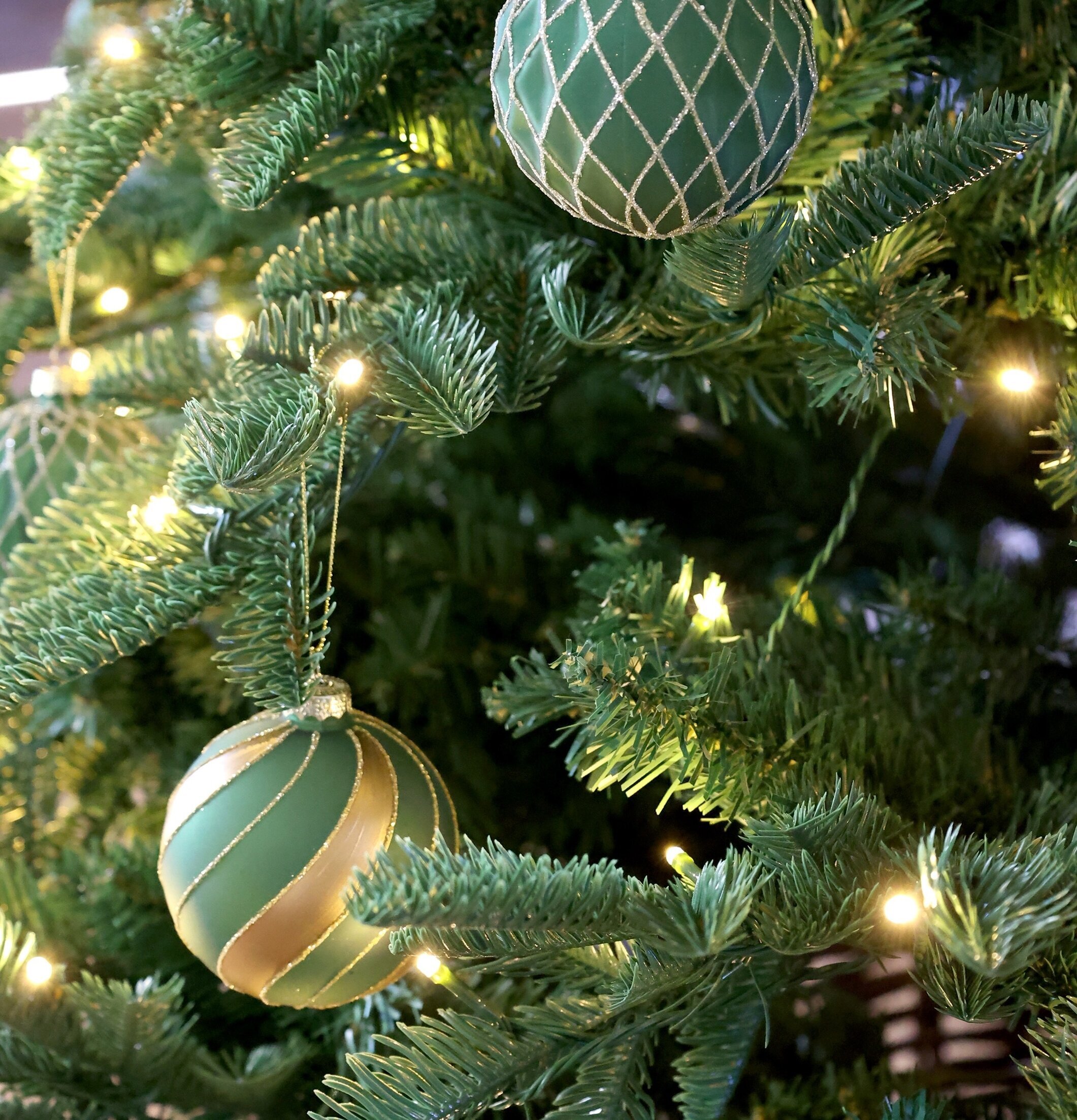 Julkulor i Ask 3-pack Olivgrön Guld Chic Antique Julgranshänge/julgransdekoration