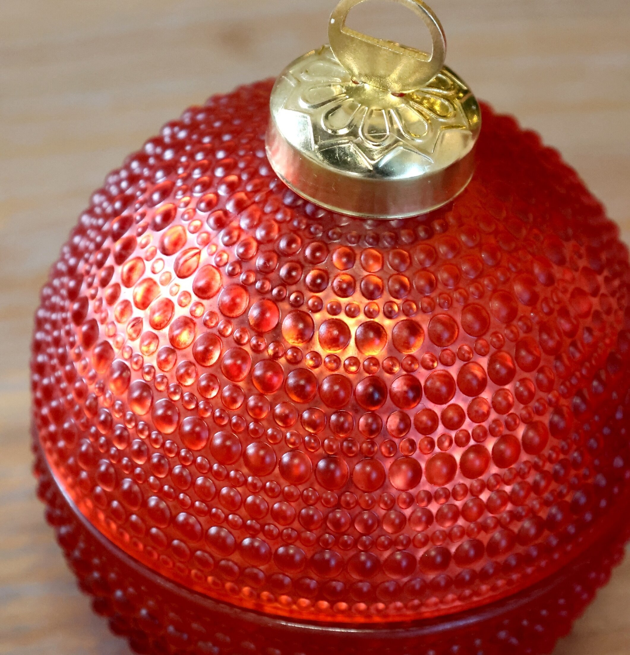 Julkula med Stearinljus Cherry Ø11 cm Chic Antique Ljus Värmeljus